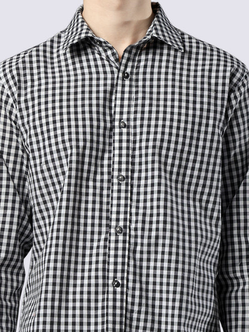 Men's Full Sleeve Black Checked Pure Cotton Comfort Fit Shirt