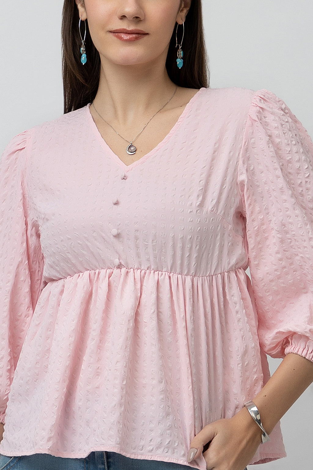 Women's V Neckline Textured Peplum Top