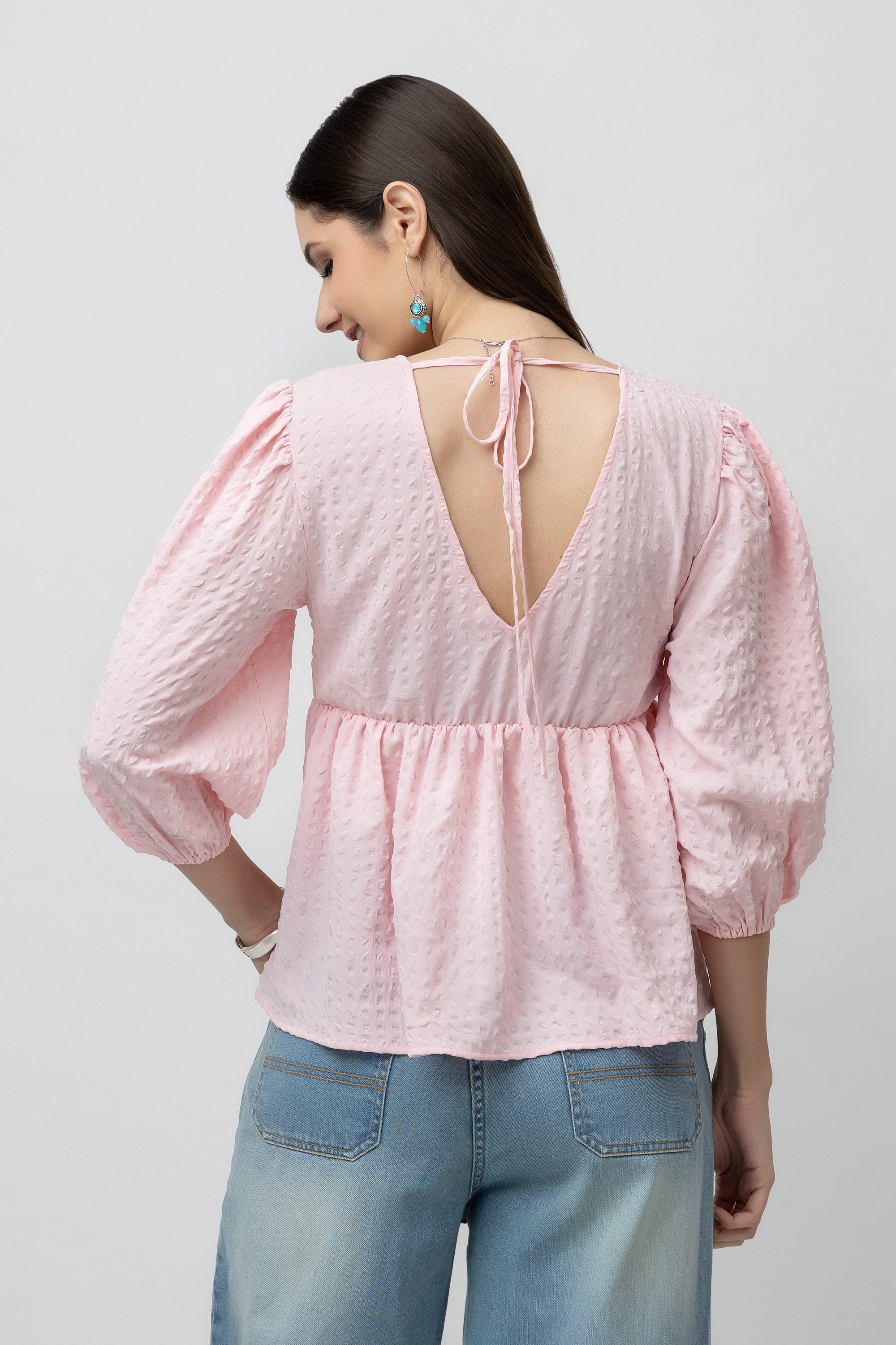 Women's V Neckline Textured Peplum Top