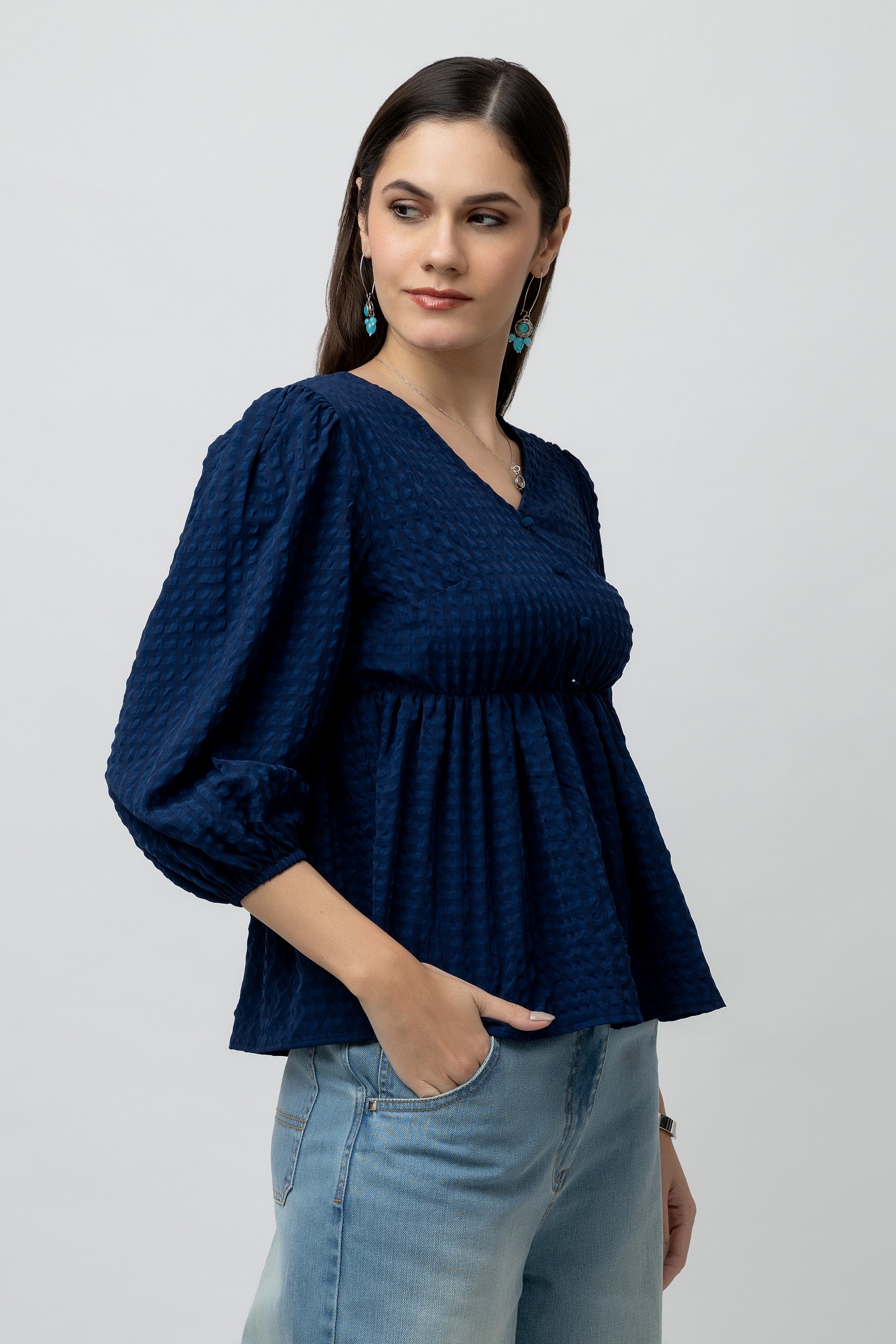 Women's V Neckline Textured Peplum Top