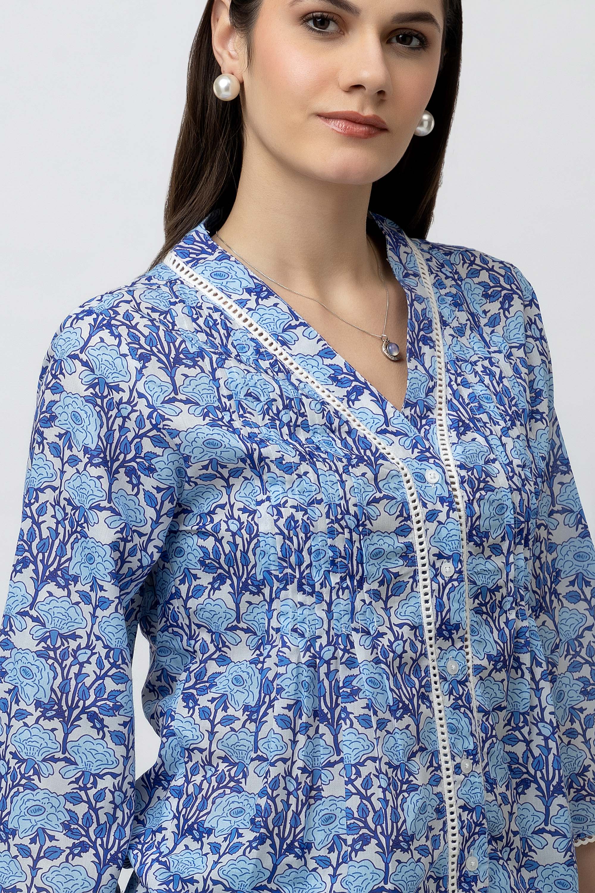 Women's Cambric Printed Top